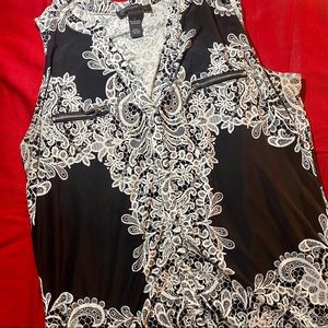 Black & White Sleeveless Blouse